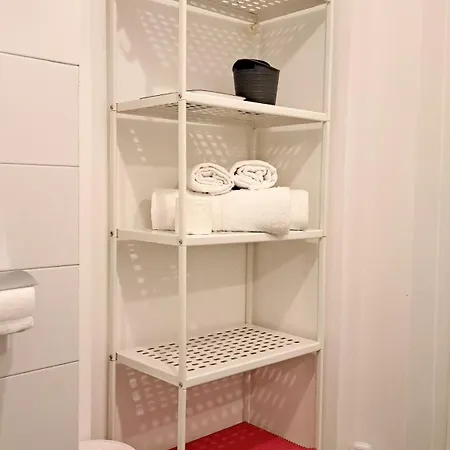 Apartman Momi *